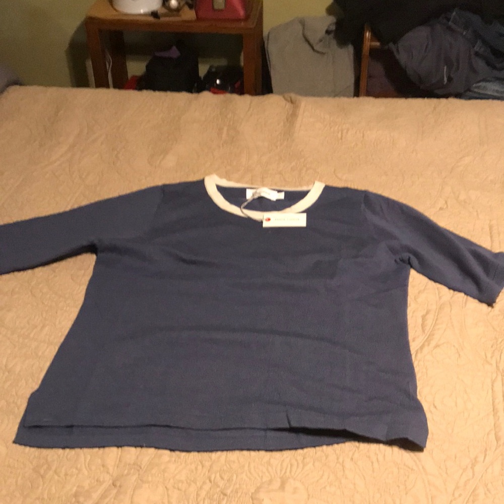 Merisea any wear light short sleeve sweater. Blue size large